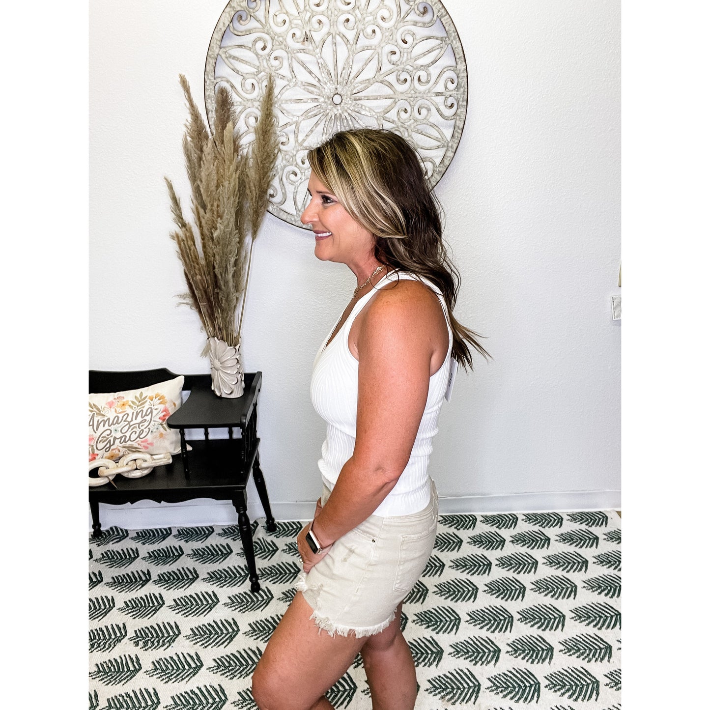 Sand Midrise Shorts | Risen