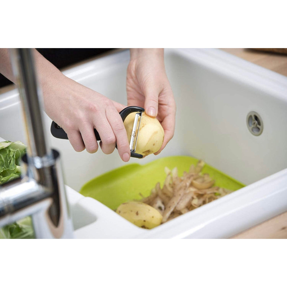 Sink Station | Revolutionary Flat Colander
