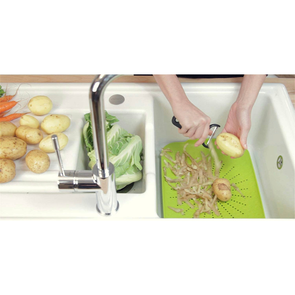 Sink Station | Revolutionary Flat Colander