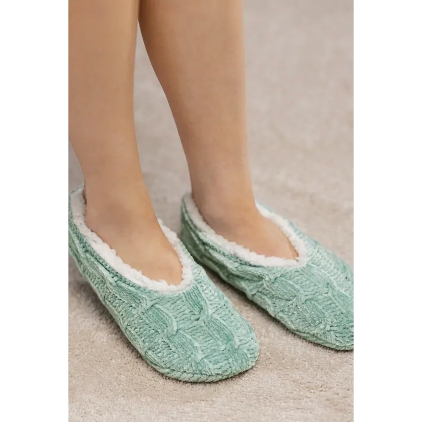 Chenille Cable Knit Slippers