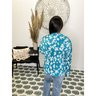 🟣Vintage Button Up
