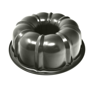 Nonstick Fluted Tube Pan