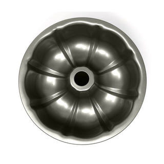 Nonstick Fluted Tube Pan