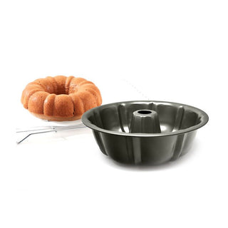 Nonstick Fluted Tube Pan