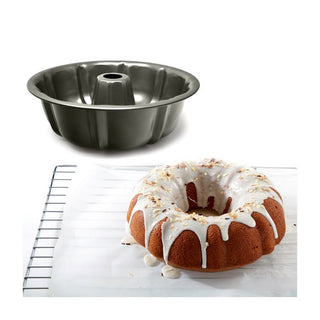 Nonstick Fluted Tube Pan
